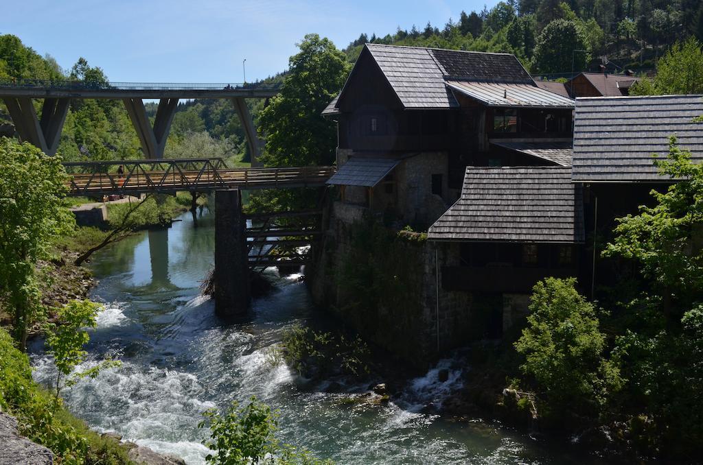 Guest House Rudine Slunj Exterior photo